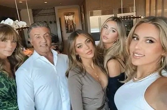 Happy 76th birthday to Sylvester Stallone,here is sly with wife and daughters 