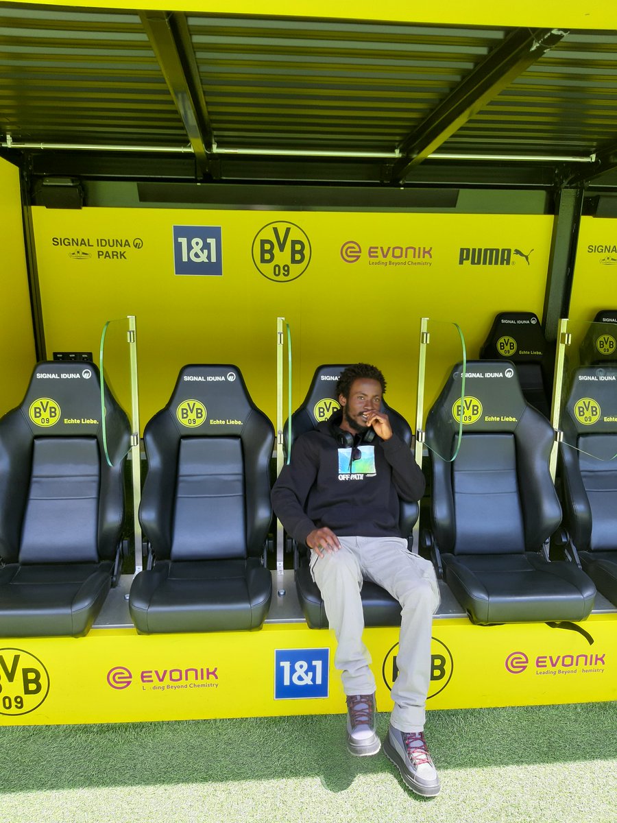 Sem_Enyo's tweet photo. "Here we go". The adventure continues.
Dortmund Signal Iduna ➡️➡️ Ajax Amsterdam Cruyff Arena https://t.co/OdYo3h3G9y