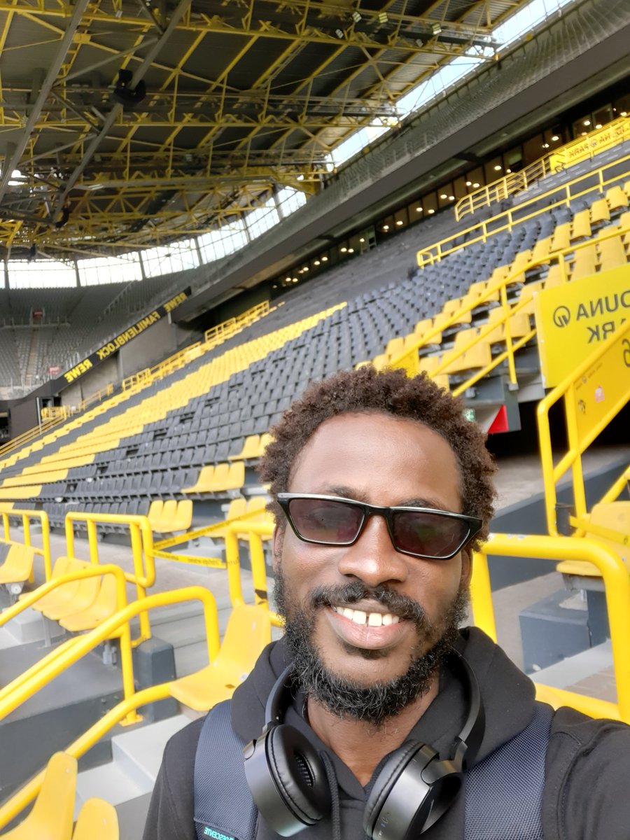 Sem_Enyo's tweet photo. "Here we go". The adventure continues.
Dortmund Signal Iduna ➡️➡️ Ajax Amsterdam Cruyff Arena https://t.co/OdYo3h3G9y