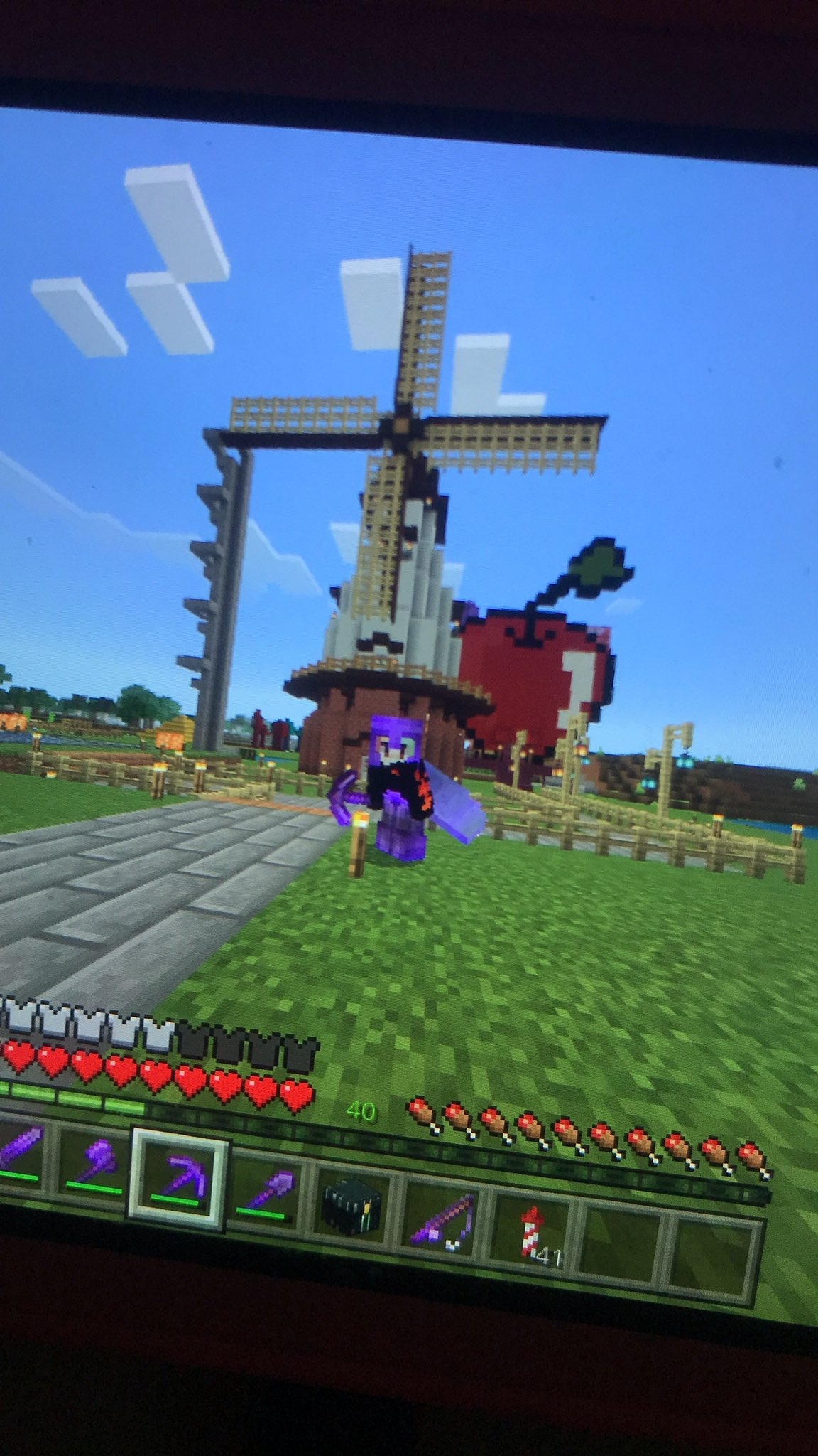 マイクラ楽神 マイクラレルムズワールド 一緒遊べるメンバー募集中 参加希望の方はdmまでお待ちしてます マイクラを楽しくやりましょう マイクラ マイクラレルムズ みんクラ T Co Niwbzacthe Twitter