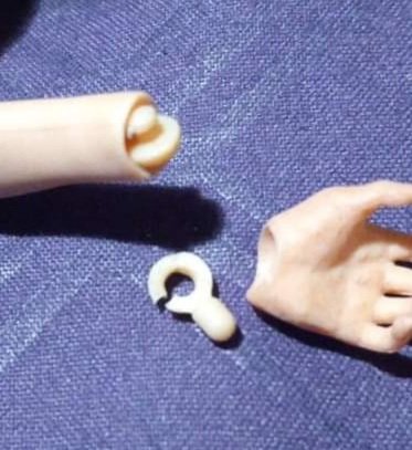 PRIMALCOMICS's tweet photo. @mezcotoyz I tried contacting your website multiple times to find out if there's any way possible to receive replacement wrist joint for my evil dead ass figure I haven't gotten back a response https://t.co/nJVNvCBMqN