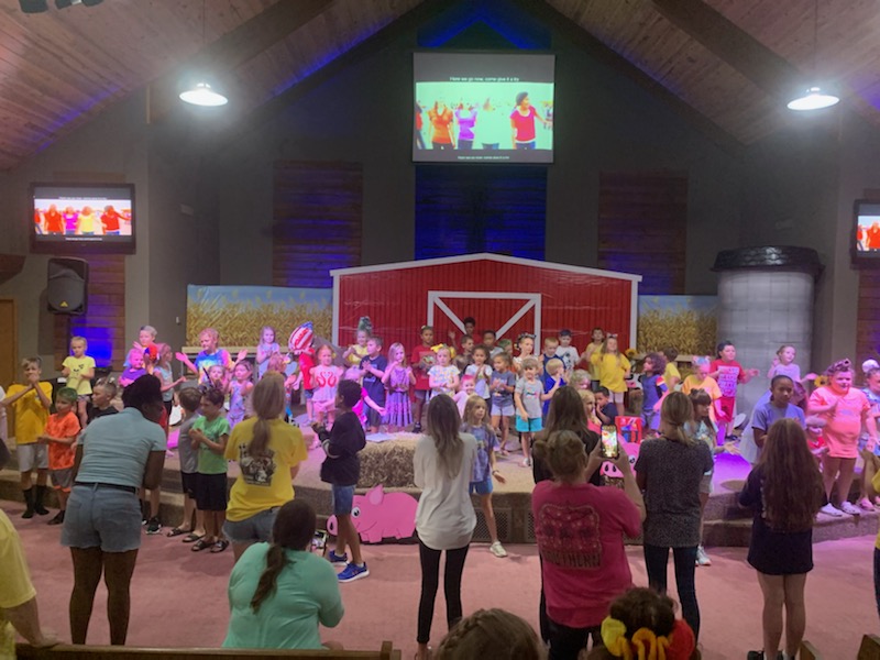 LaurelHousingMS's tweet photo. Check out some of our LHA youth participating in Ignite Church's Vacation Bible School!
#LaurelHousingMS #LaurelMS #IgniteYourLife https://t.co/178smJYRdL