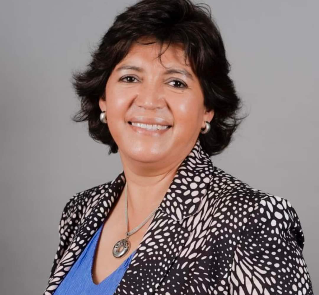 #SinFiltros Mis respetos a Yasna Provoste, dejó en su rincón a la arañita.
<a href="/ProvosteYasna/">Yasna Provoste Campillay</a> #YoAprueboDeSalida