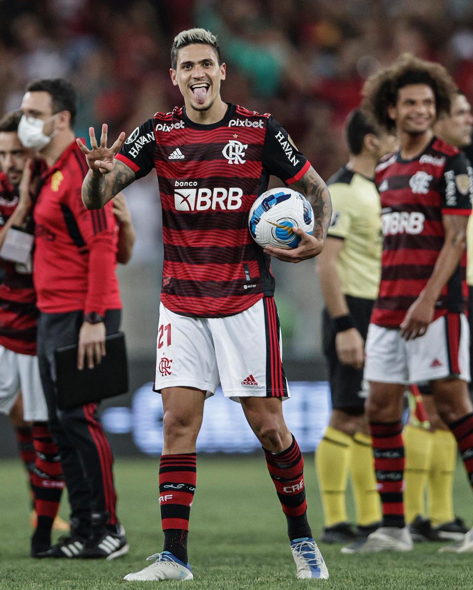 Pedro9oficial's tweet photo. Deus, tu me surpreendes a cada dia.  Toda honra e glória seja dada a ti, Senhor! 🙏🏼 @Flamengo https://t.co/kF6aCUyKBl