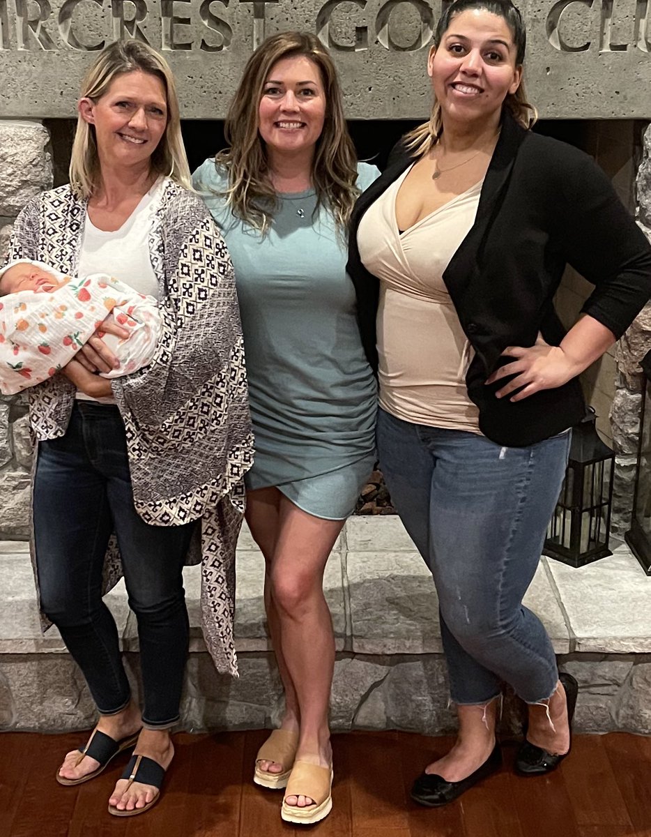 TacomaMomBlog's tweet image. #thisis40 🎂 HBD to me, I’m 40 &amp;amp; a day. Look at my gorgeous sisters! 😍 I love being a middle child from the Xennial Generation. #simplythebest hiring.monster.ca/resources/work…