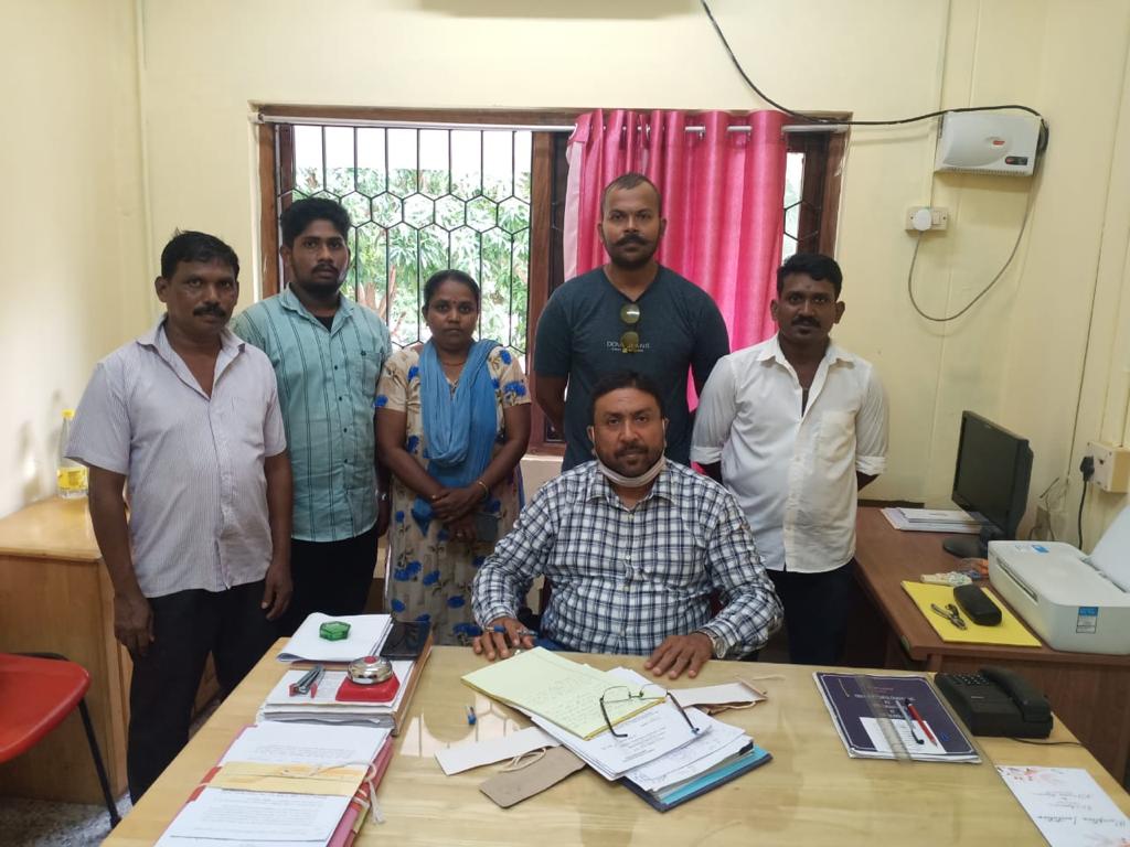 Labour Commissioner (@andamanlabour) on Twitter photo Non-Payment of Wages case against the contractor was settled by Labour Inspector wherein Rs. 8.44 lakhs was paid to the workers. Department had settled 27 cases during Apr to Jun in 2022 wherein a total amount of Rs. 16.06 lakhs was released from employers.
<a href="/jitendra_narain/">Jitendra.narain</a> Non-Payment of Wages case against the contractor was settled by Labour Inspector wherein Rs. 8.44 lakhs was paid to the workers. Department had settled 27 cases during Apr to Jun in 2022 wherein a total amount of Rs. 16.06 lakhs was released from employers.
<a href="/jitendra_narain/">Jitendra.narain</a>