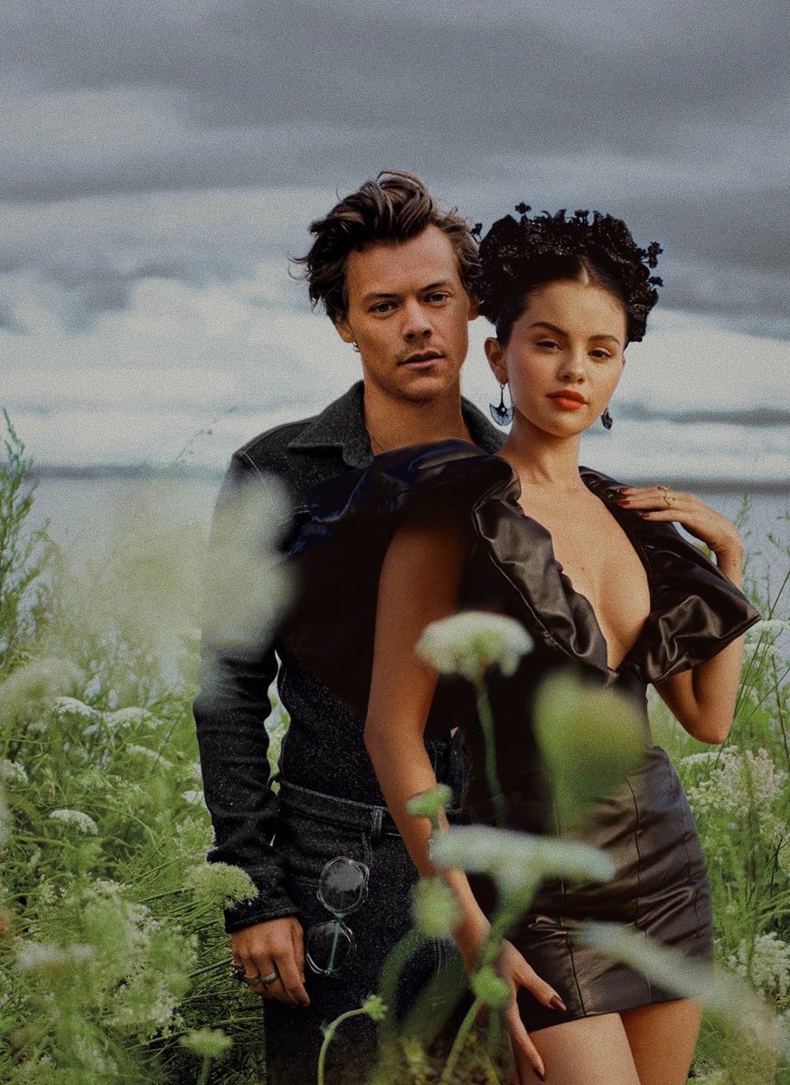 pyselenagomez's tweet photo. ¡El fandom de Selena también quiere ver a Harry y a Miley! 🥰🫶🏾

#ParaguayNeedsMiley
#HarryComeToParaguay
@G5pro @cotonogues @kilkfest https://t.co/QzC3HXkrct