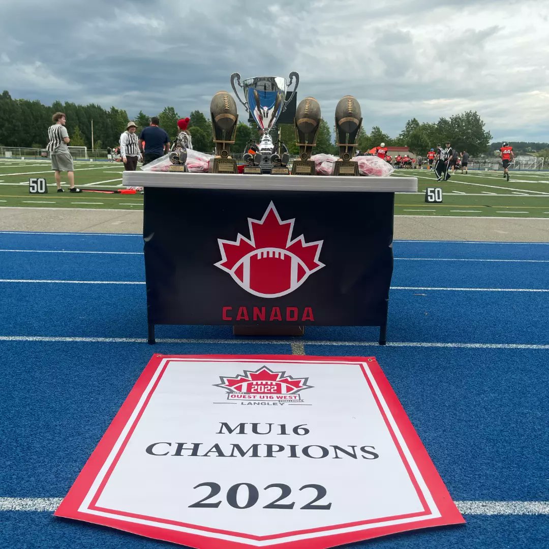 FootballCanada's tweet photo. As this back and forth Gold medal game rages on we have to admire the hardware waiting on the sidelines to be given out. 

Soon they will find a home and from the looks of this match... it's going to be a worthy home indeed. 🏅🏈

#u16WCC22 #BCPFA #U16WestChamps https://t.co/YesjVC4cb9