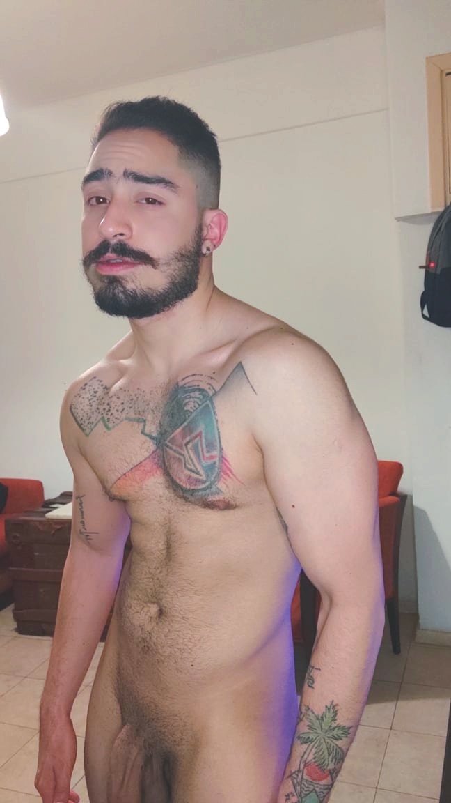 bigoboxx's tweet photo. Pendiente de un bochinche! 😛 https://t.co/YuFhVKHlq0