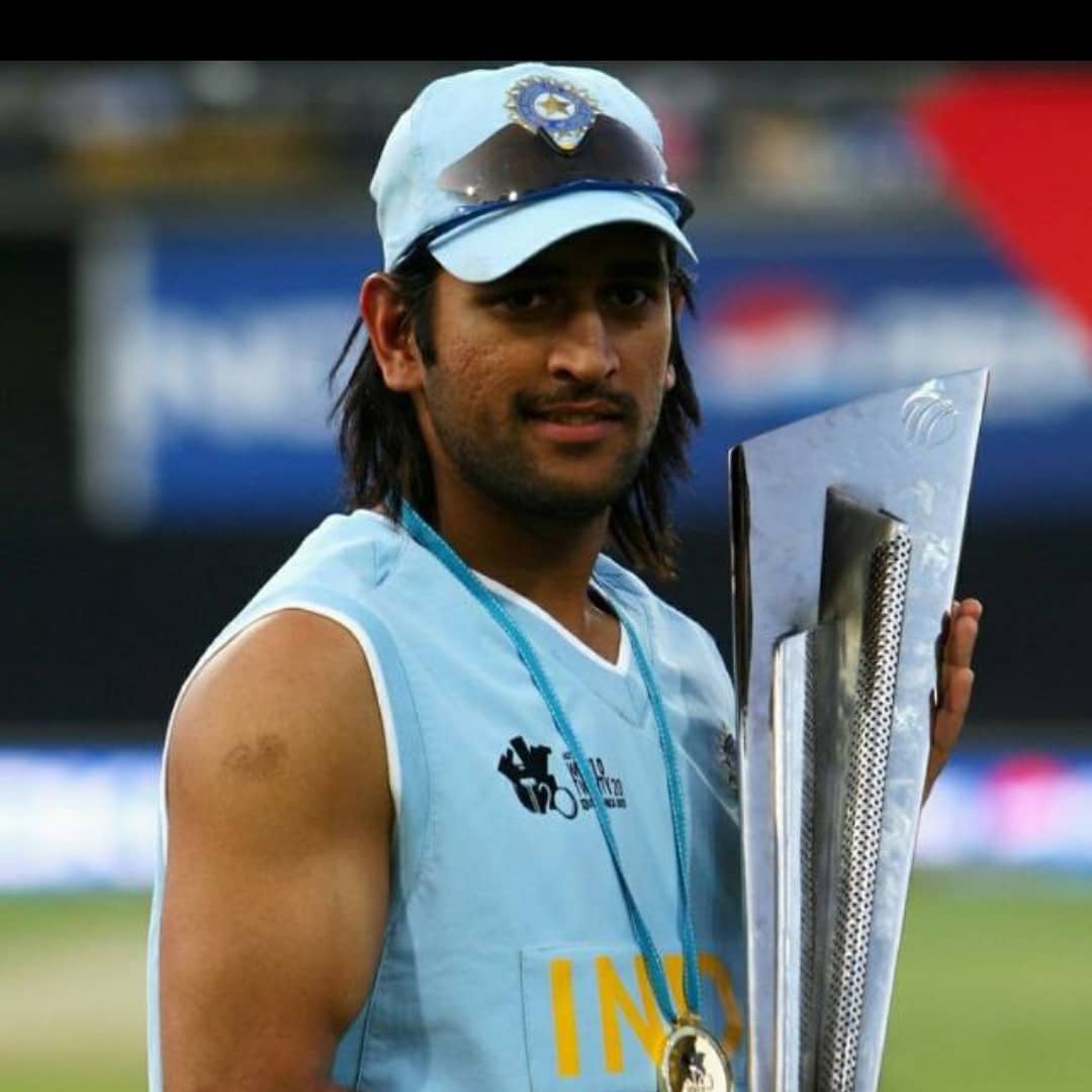 selvan241's tweet photo. Happyyy bdayyy Thalaaaa❤❤

#HappyBirthdayDhoni #Inspiration #Dhoni #MSDhoni𓃵 https://t.co/SpzXRjdkT3