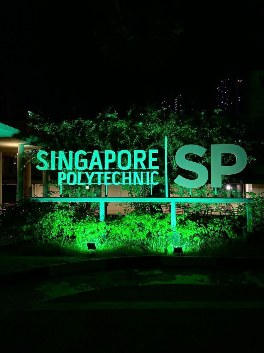 SingaporePoly's tweet photo. SP lights up in green in support of a drug free SG 💚#speye #singaporepoly https://t.co/XkOPurtprf
