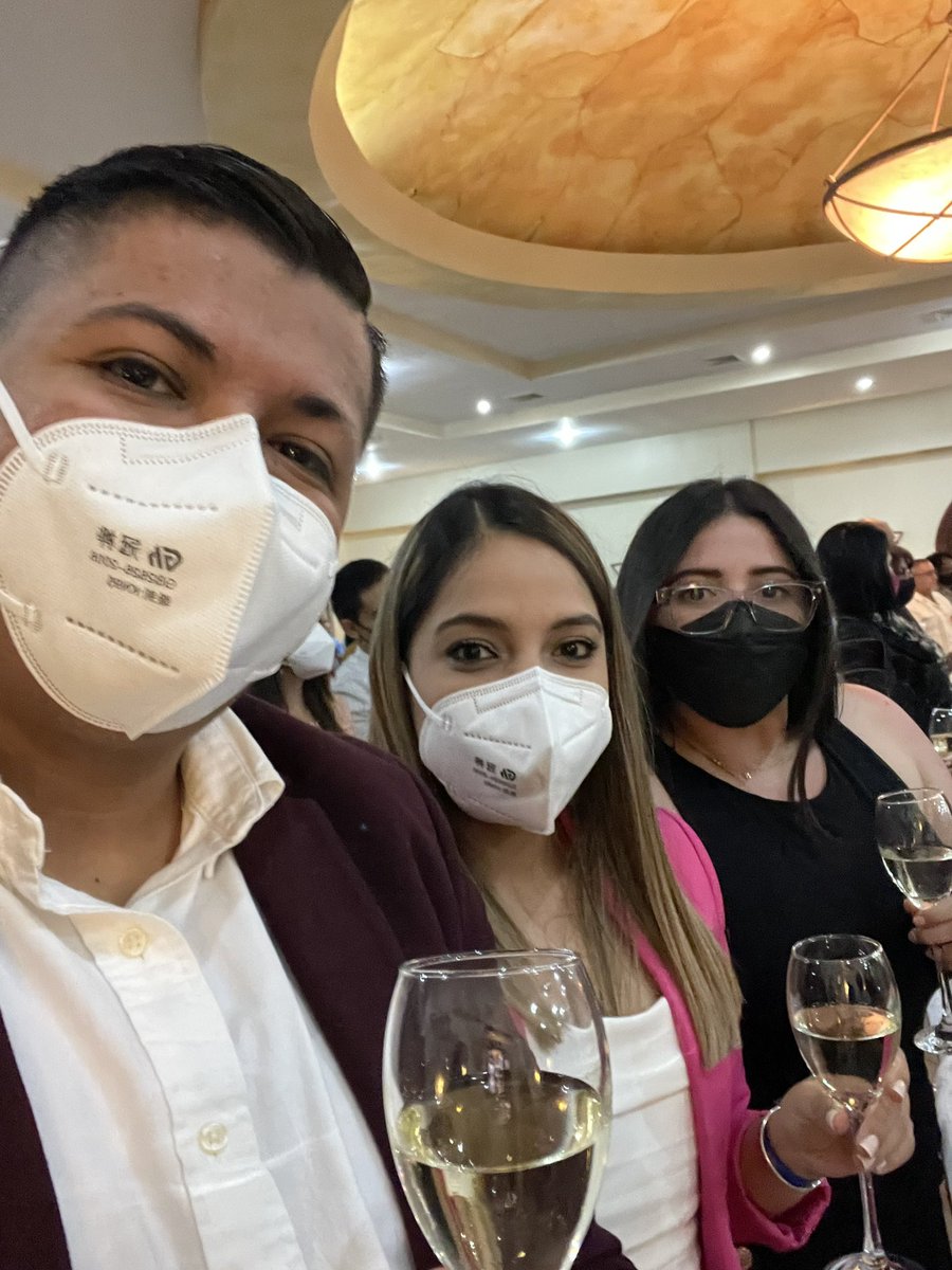 Jefagoama's tweet photo. Los doctores estamos de turno hasta el sábado 😷
#COMENAC2022. @s__hitssel @MariaEstherAma4 https://t.co/gc62eerHpy