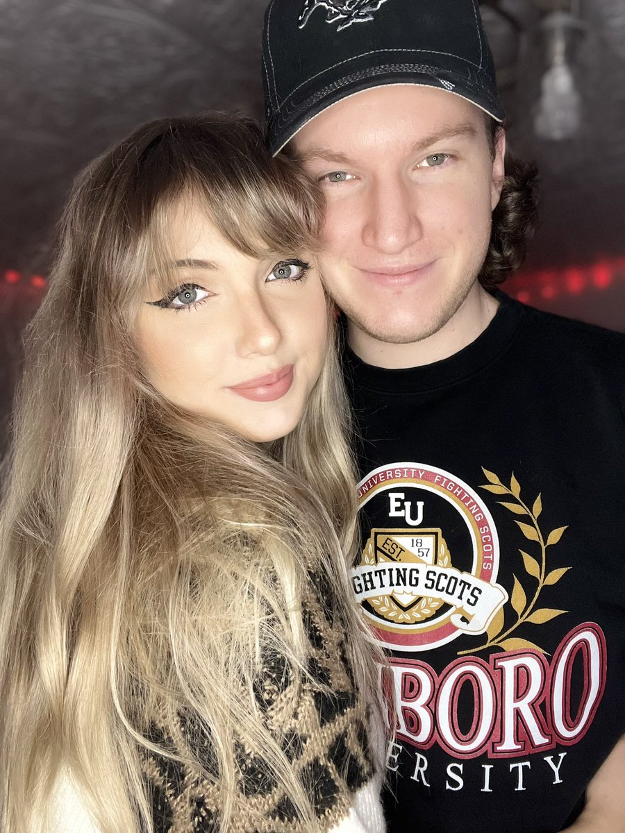 DavidCopier's tweet image. Happy birthday beautiful I hope you have an amazing birthday I love you @Wuhvs