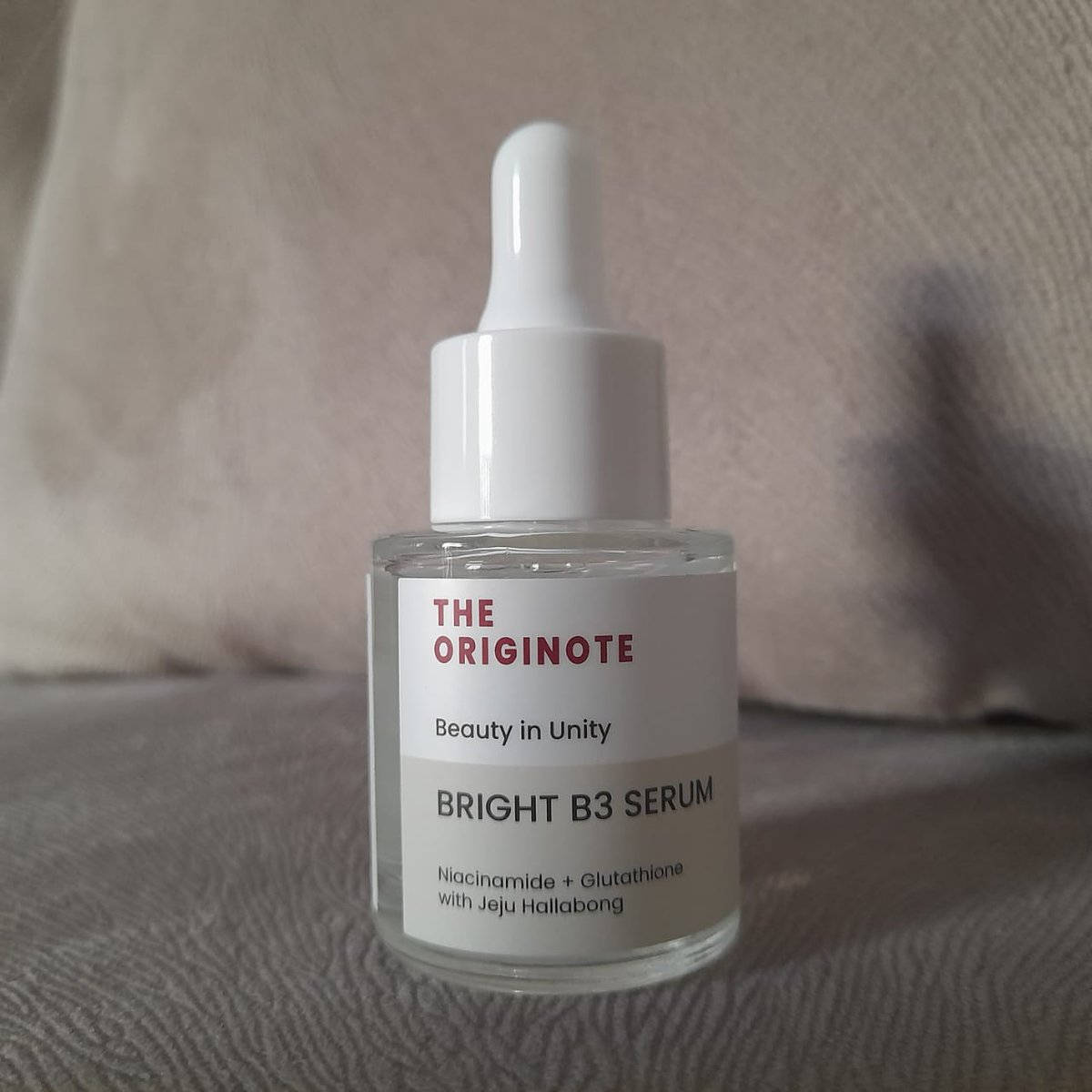 pjwuoo's tweet photo. wts - want to sell

hyalucera moisturizer the originote
the originote bright b3 serum

⌕ preloved
⌕ pemakaian bersih, gpernah comot pake tangan
⌕ beli di ofc shop
⌕ beli tanggal 1july 
⌕ isi 89% (?)
⌕ price 7OOOO ( for take all )
              35OOO ( moist only )
#zonauang https://t.co/3pLoDQodlN