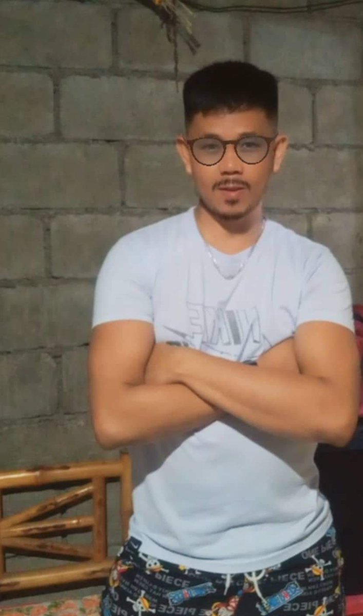 Ondutyguy87's tweet photo. Nagmukha akong tito sa filter hahaha https://t.co/J42BSlz0o2