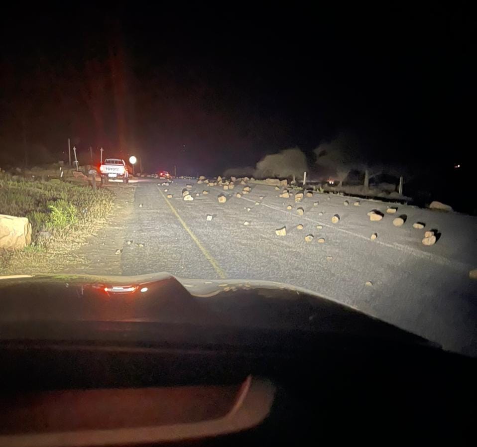 RiotAndAttackSA's tweet photo. 07/07/2022
#RIOTS
KZN
R33 Greytown/Dundee Road is closed at Keates Drift / Othulini near the bridge. https://t.co/WnW06IqE3t