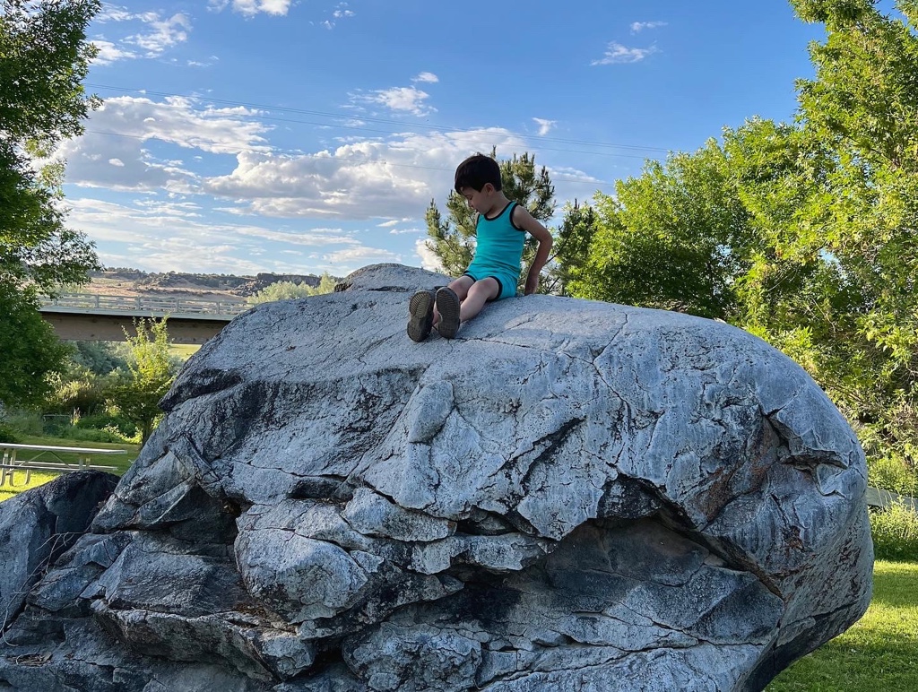 shaun_27's tweet photo. Today’s adventure: Exploring Massacre Rocks State park. Also learning that my little guys is fearless, he wants to explore and climb! https://t.co/7iaPPUFJYP