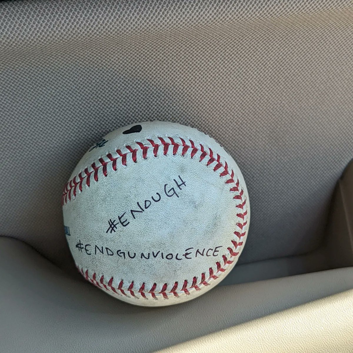 Vocalmama's tweet photo. Ball #29 left at Church of JC of LDS Assembly Hall, Salt Lake City, UT for Geraldine Talley. @davidhogg111 @MomsDemand
@StudentsDemand @Everytown @sandyhook @BetteMidler @MMFlint #GeraldineTalley
#enough
#EndGunViolence
#EndGunViolenceNow 
#voteguncontrol
#baseballsforchange https://t.co/Vu6eWuTz37