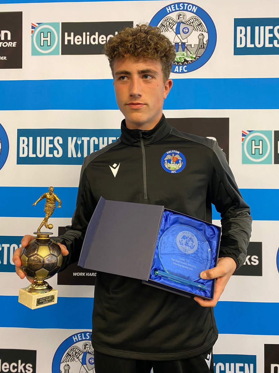 𝙎𝙪𝙥𝙥𝙤𝙧𝙩𝙚𝙧𝙨 𝙋𝙡𝙖𝙮𝙚𝙧 𝙤𝙛 𝙩𝙝𝙚 𝙔𝙚𝙖𝙧 
🔵Dylan Mitchell 
𝙈𝙖𝙣𝙖𝙜𝙚𝙧𝙨 𝙋𝙡𝙖𝙮𝙚𝙧 𝙤𝙛 𝙩𝙝𝙚 𝙔𝙚𝙖𝙧
⚪Sam Pallett 
𝙋𝙡𝙖𝙮𝙚𝙧𝙨 𝙋𝙡𝙖𝙮𝙚𝙧 𝙤𝙛 𝙩𝙝𝙚 𝙔𝙚𝙖𝙧 
🔵James Henwood 
𝙏𝙤𝙥 𝙂𝙤𝙖𝙡𝙨𝙘𝙤𝙧𝙚𝙧
⚪Charley Hendy