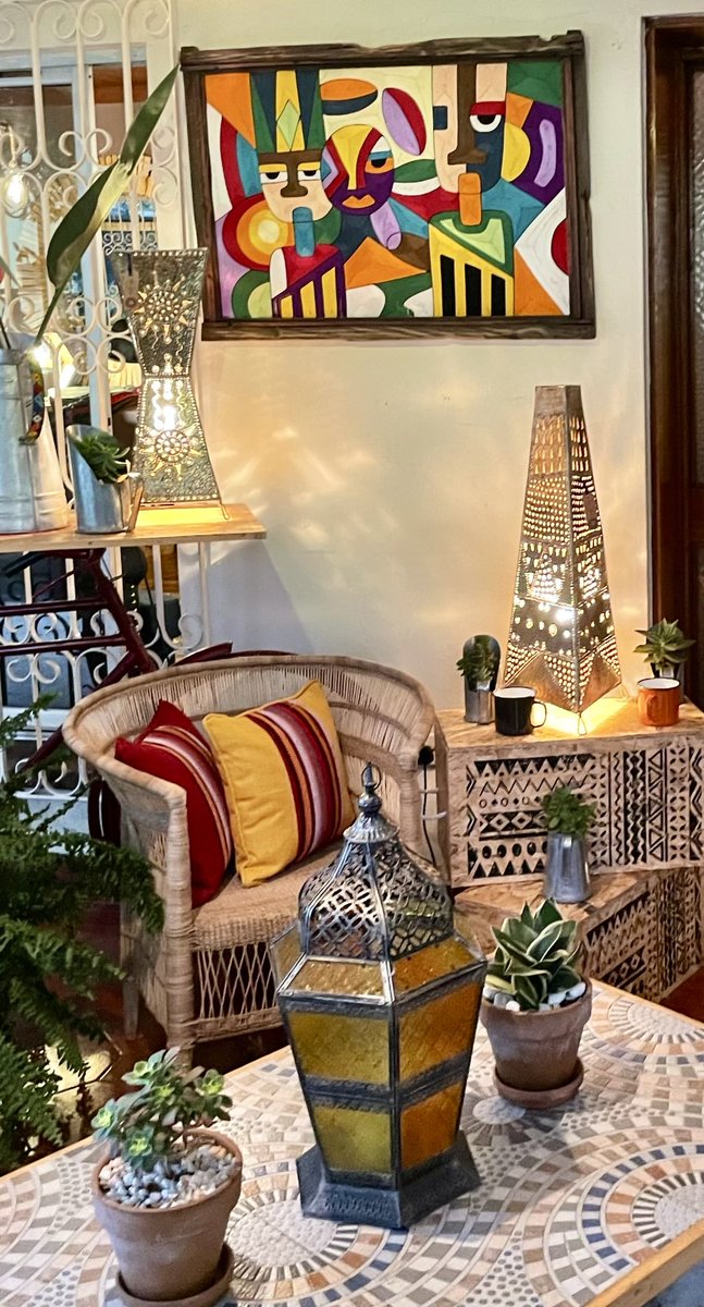 CCiiru's tweet photo. Bringing much needed warmth to you through hand made in  AFRICA ☀️💕. Malawi seats, with Sierra Leone cushions , blankets  , Ghana woven art , Kenya rustic lamps , plants and other authentic accessories. 

#Authentic #Texture #Color #Depth https://t.co/pgNF2KEAY6