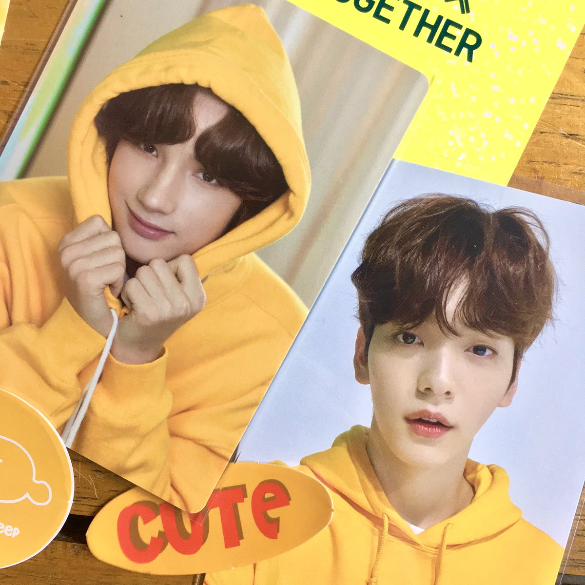 gumddakjiz's tweet image. 💛🌙✨📒🌼 — sookai + yellow hoodie #껌딱지즈