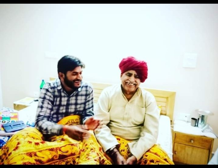 drlokeshgurjar's tweet photo. गुर्जर समाज के भाई गोपाल बस्शी को जन्म दिवस की हार्दिक शुभकामनायें भाई समाज के हित में हमेशा अपना योगदान देते रहे हैं देव नारायण दरबार का आशीर्वाद बना रहे @Gopal_Bassi 
#HappyBirthday #gopal_Bassi
#गुर्जर 
@VijaySBainsla 
@gurjarpm578 
@drvivekbhati https://t.co/l4NZ99JpRj