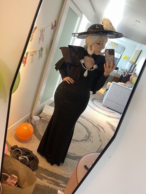 #AnimeExpo2022 photo dump! I was #cogita from #PokemonLegendsArceus https://t.co/3pjn5SlbK3<a href="/tag/animeexpo2022"class="tags">#AnimeExpo2022</a><a href="/tag/cogita"class="tags">#cogita</a><a href="/tag/pokemonlegendsarceus"class="tags"><span>#pokemonlegendsarceus</span></a>