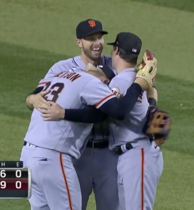 GIANTSCOMFORT's tweet photo. look at these little guys https://t.co/dQPrmHYyno