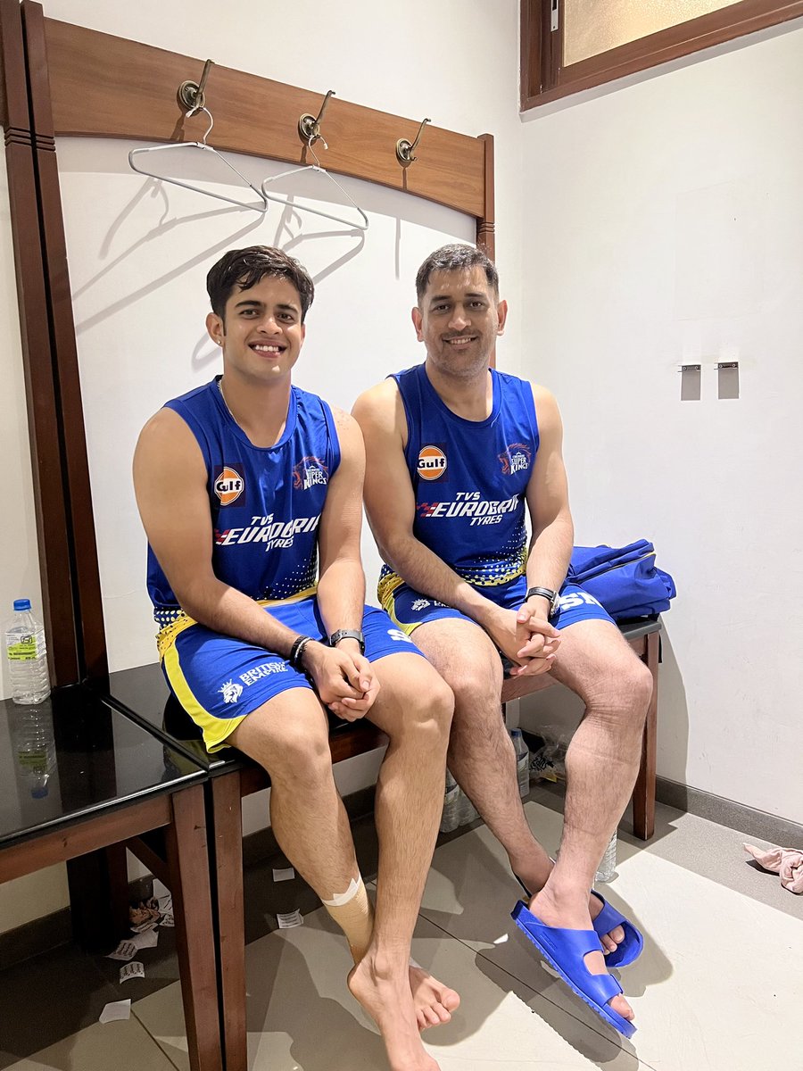 PSolankii22's tweet photo. Happy Birthday, Captain Cool @msdhoni sir. You've been my role model ever since. Thank you for making us understand that the process matters more than the results🏏❤️

#HappyBirthdayDhoni #MSD #Thala https://t.co/qfbYRLp5Zh