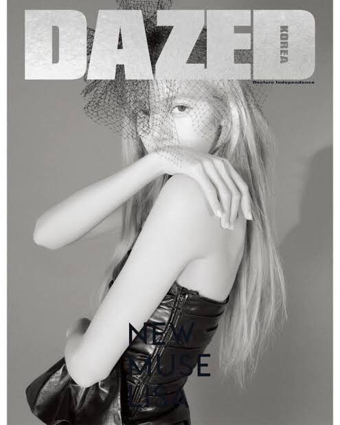 sriphirome's tweet photo. L I vote for #MTVLAKPOPLISA
#MTVLAFANDOMLISA
#MTVLAHITMONEY at this year's #PremiosMTVMIAW    
#LISA #LALISA #MONEY https://t.co/eTFtSZwGFN