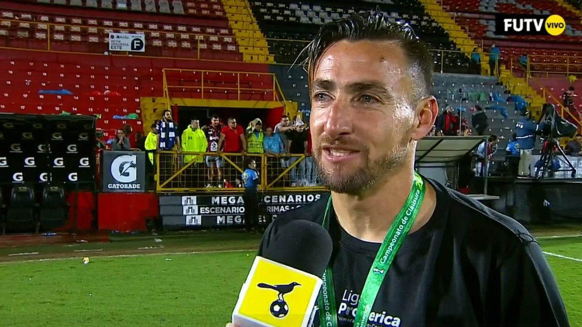 Paolo Jiménez entre lágrimas confirma su adiós ¡Cumplió su sueño de ser campeón!