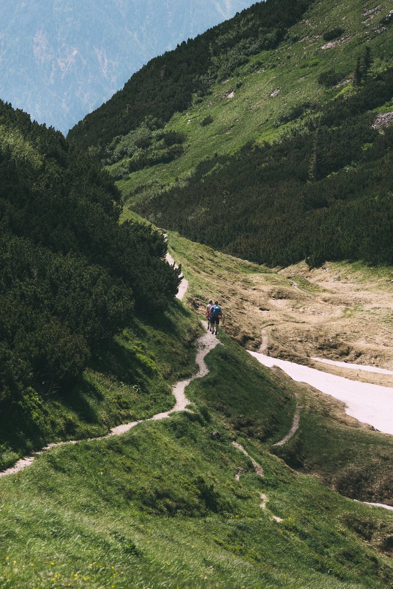 50CentimosPhoto's tweet photo. Some shots from my last hike in the Austrians alps. #fujifilm #Austria #alps https://t.co/TuzBxKPMKw