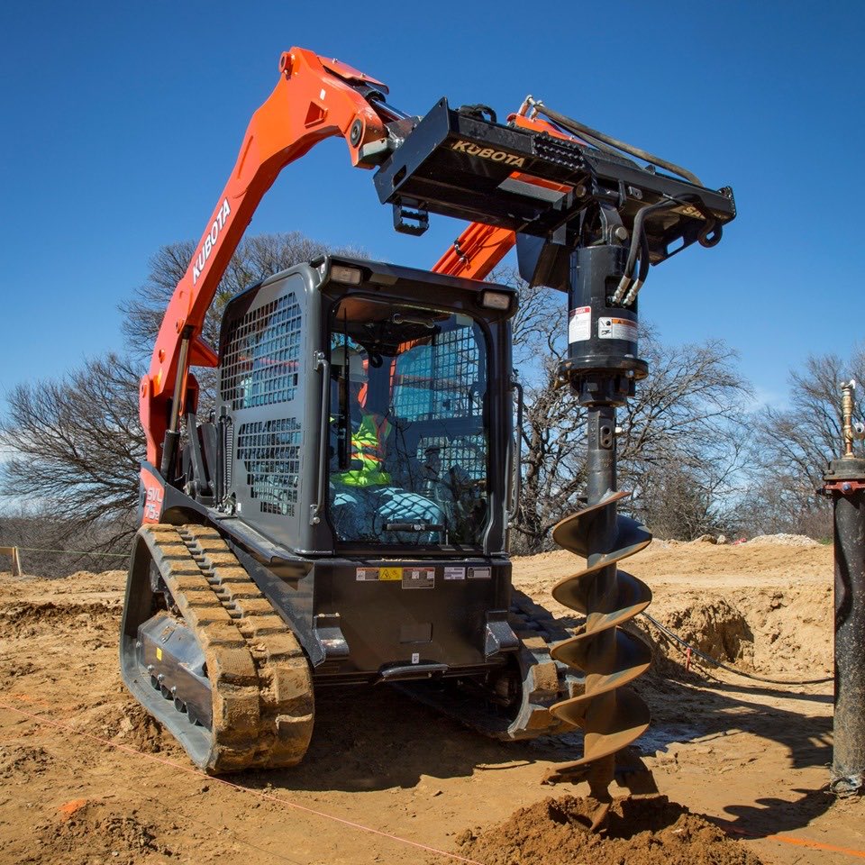 TatasEquipment's tweet photo. Kubota equipment enables seamless interactions between humans and machines, enabling work to be done efficiently and productively. 🔩🛠️🏗️

As the saying goes.. "companies can achieve the largest boosts in performance when humans and machines work together as allies.. https://t.co/csmw2gCDsd