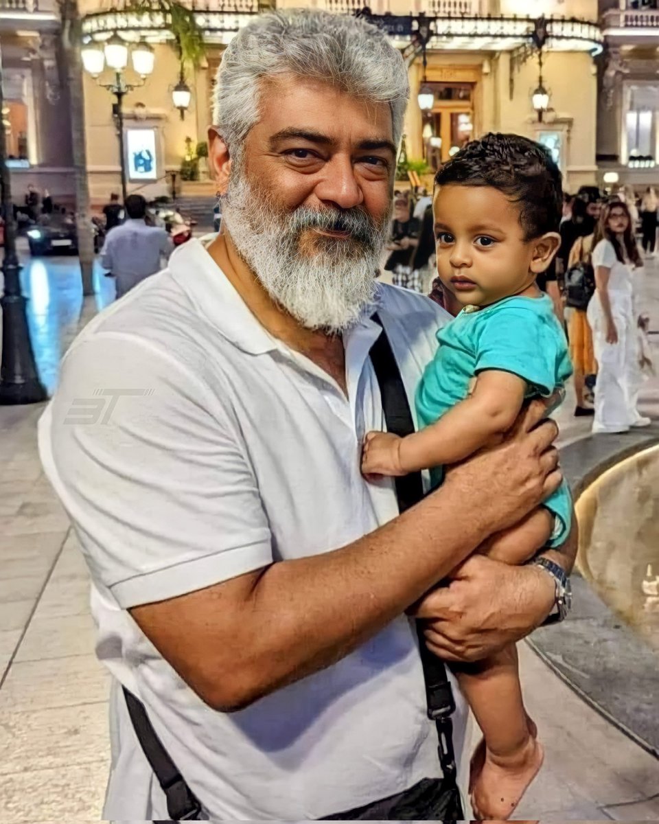 iammoviebuff007's tweet photo. Latest click of #AjithKumar 👌❣️

#AK61 https://t.co/8kwoJO71cA
