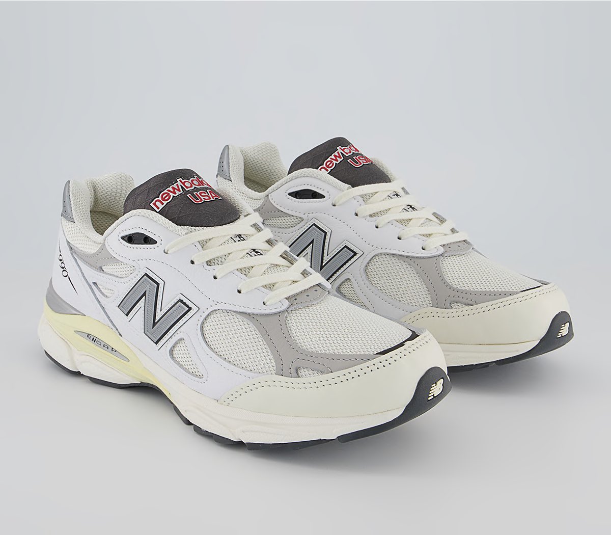 snkr_twitr's tweet photo. LIVE in 10mins: New Balance 990v3 Made in USA ‘Sea Salt’

-> https://t.co/grWNbdITuF

#AD https://t.co/1m5wXxp8VT