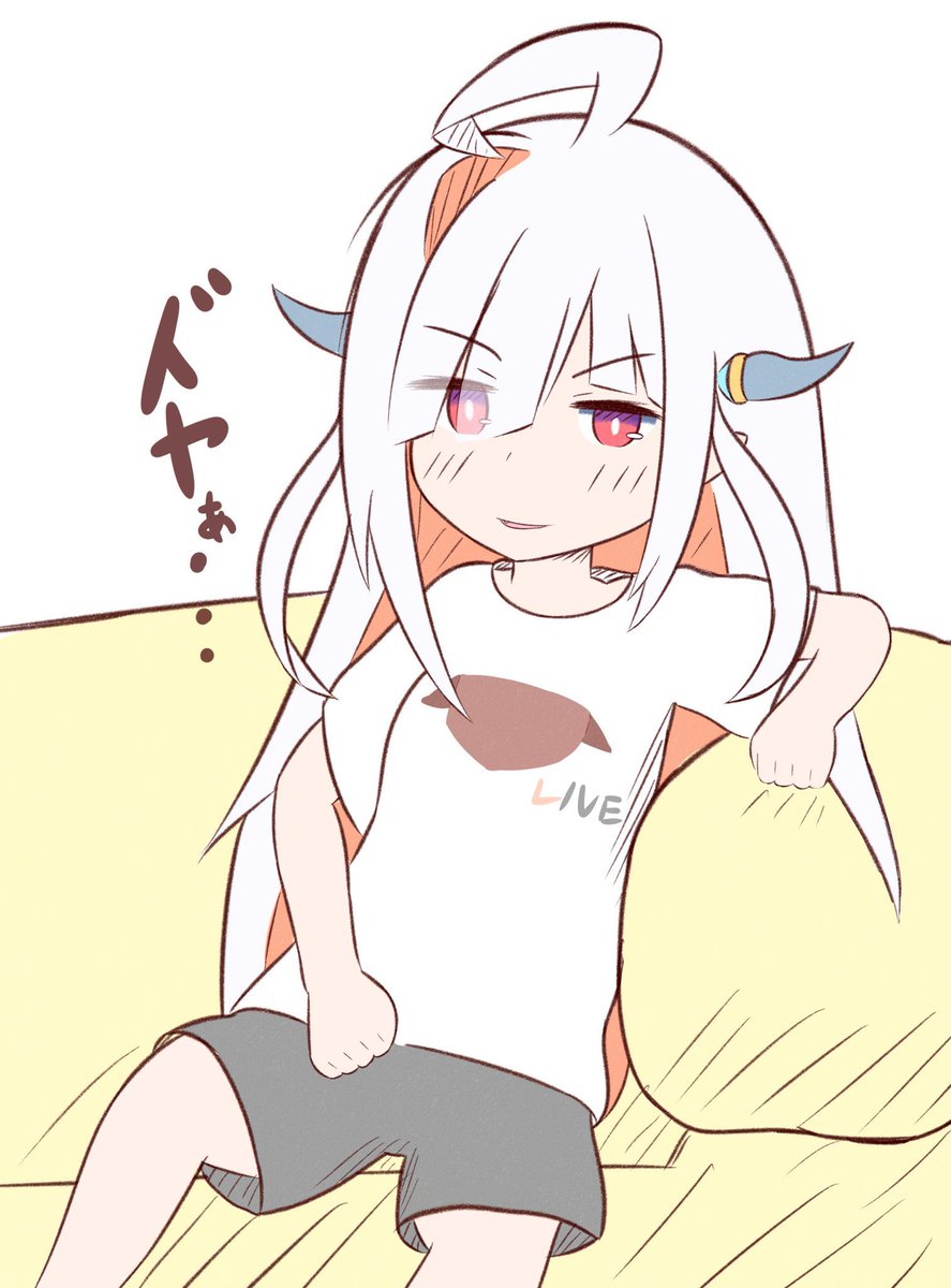 nangokuyofii's tweet photo. 今日は7月7日でナナの日！ https://t.co/btvPzsq7w9