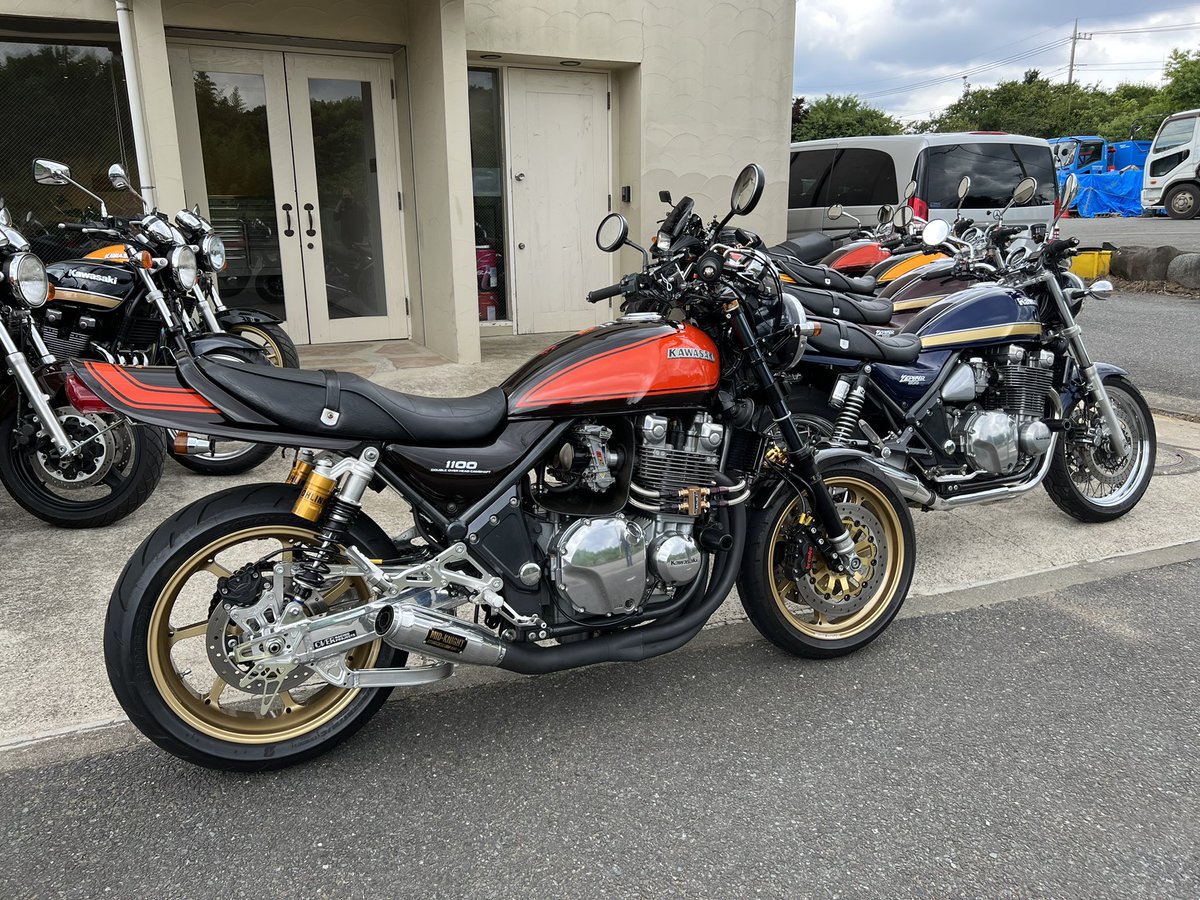 zep11fire_ball2's tweet photo. 今日は車検と修理見積依頼にsoilmagicさんに
おじゃましました！
とても親切に対応して
頂き感謝します🤗
#soilmagic
#bagusumotorcycle https://t.co/YF8JJnjeAR