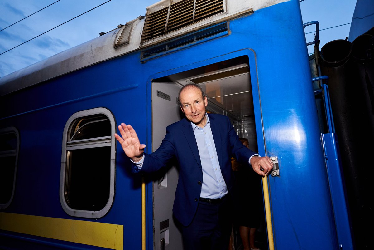 PianoInTheBush's tweet photo. The #Taoiseach @MichealMartinTD has taken our special diplomatic train to #Kyiv and vicinity to witness devastation caused by russians and to confirm Irish solidarity with Ukraine 🇮🇪🇺🇦
#iron_diplomacy https://t.co/mawRxnU9YF