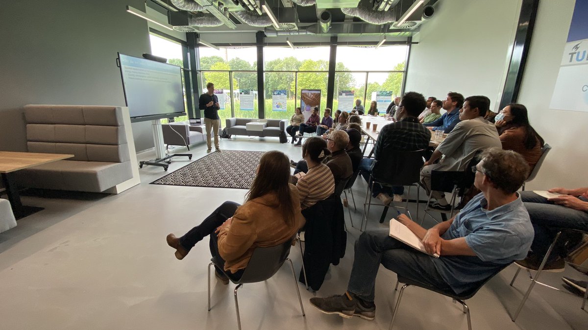 Alessandro Bozzon (@aleboz) on Twitter photo Before well-deserved vacation, Prof. David Abbink rocking the <a href="/TUDelft_AI/">TU Delft | AI Initiative</a> Human-centered AI systems community with a brilliant “deep dive” on the topic “Human-Robot Interaction towards Transdisciplinary Shaping of Worker-Robot Relations” #hri #hcai #ai Before well-deserved vacation, Prof. David Abbink rocking the <a href="/TUDelft_AI/">TU Delft | AI Initiative</a> Human-centered AI systems community with a brilliant “deep dive” on the topic “Human-Robot Interaction towards Transdisciplinary Shaping of Worker-Robot Relations” #hri #hcai #ai