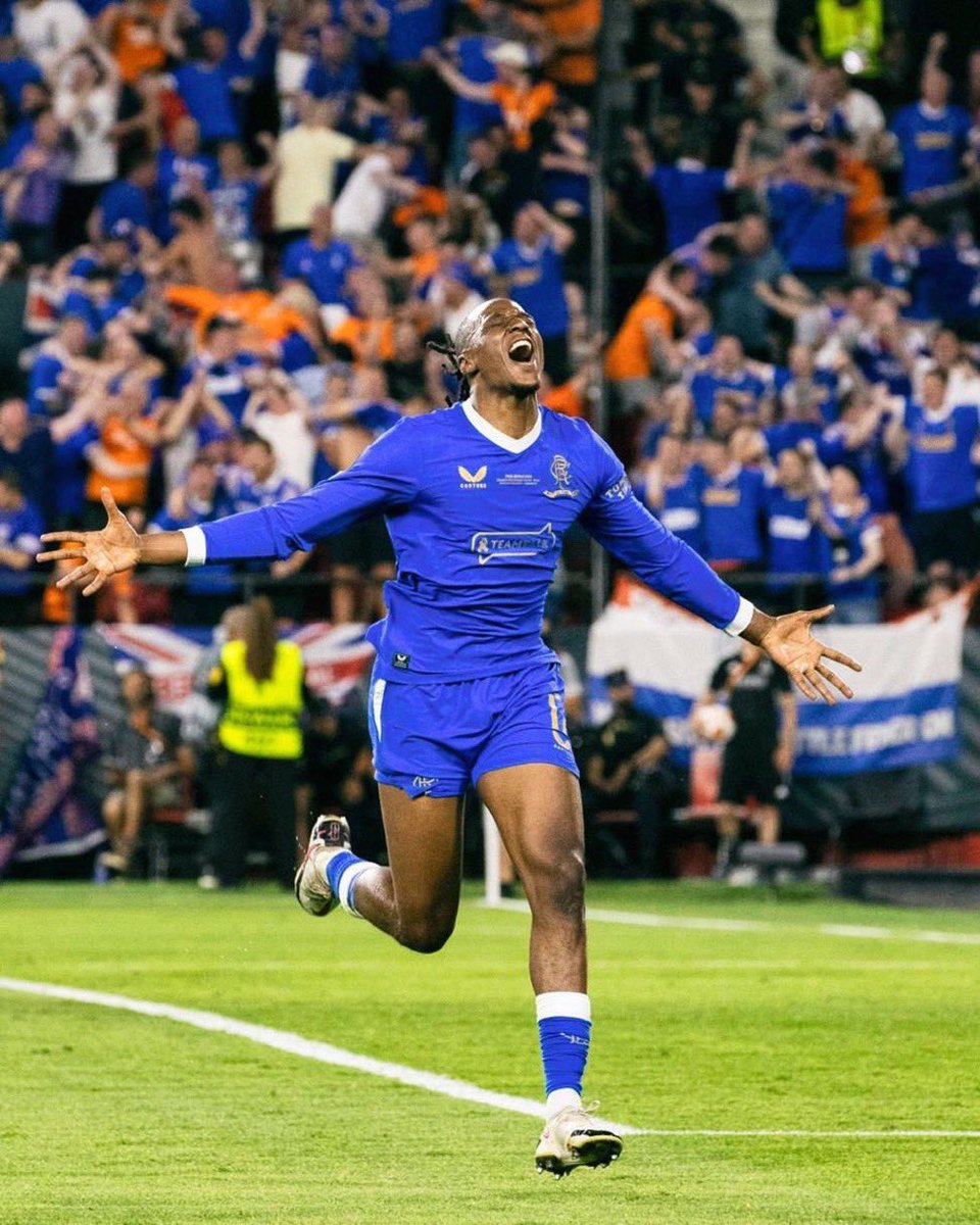 TransferCentrl's tweet image. 🚨 DONE DEAL - #JoeAribo is a Saint

Deal completed for Joe Aribo from #Rangers to #Southampton. 4 year deal signed and just final medical checks to go.

Package of 10+ million to #Rangers for the Nigerian 🇳🇬

(Via @FrazFletcher)