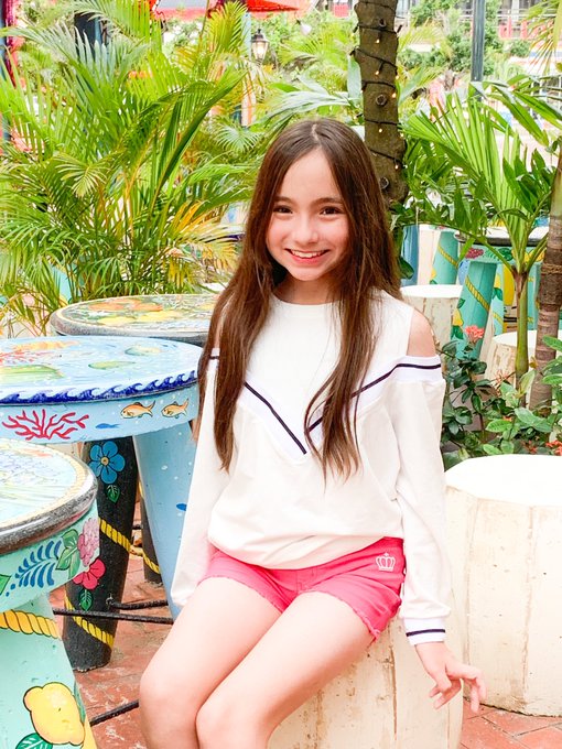 Twitterのコスプレ画像24