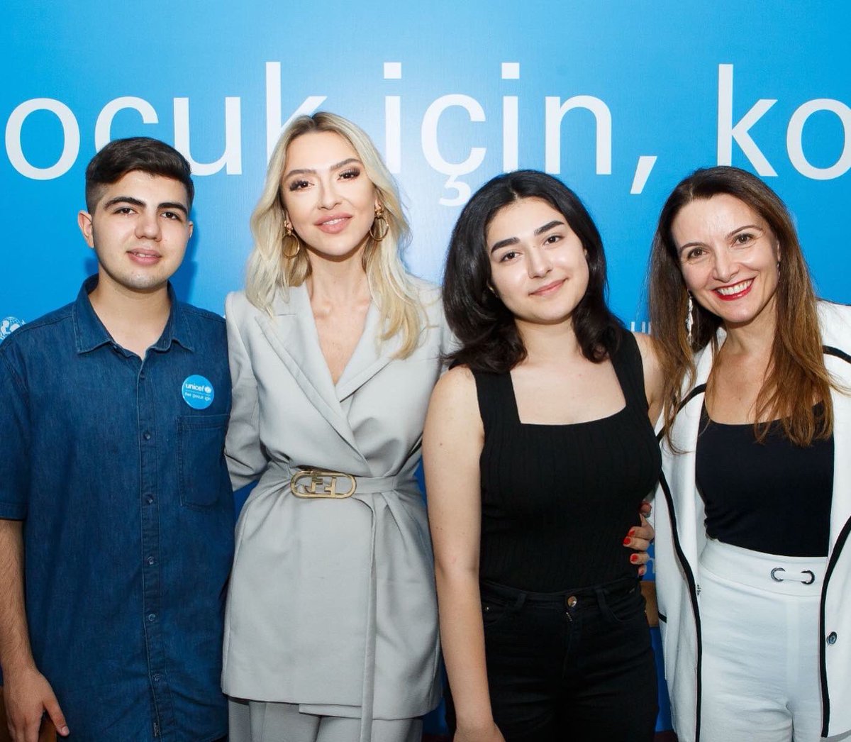 unicefturk's tweet photo. Wecome @Hadise, our newest Child Rights Advocate! 💙✨

Hadise will support @unicefturk for one year in raising awareness around issues affecting children, including #childlabour and violence against children. https://t.co/e0VJyRadMP https://t.co/sDYZyor6uE