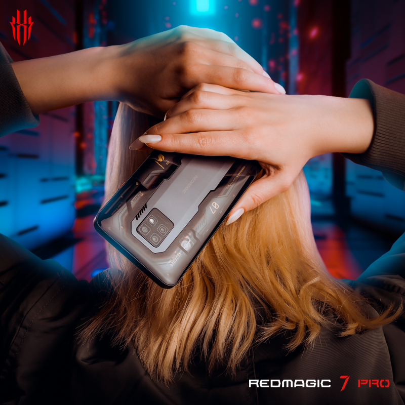 redmagicgaming's tweet photo. #REDMAGIC7Pro: Enjoy #ProVisionGaming today!
📱Under Display Camera; Full Screen Gaming
🐉Snapdragon 8 Gen 1
❄️ICE 9.0 Multi-dimensional cooling
💨960Hz Touch Sampling Rate
🔋5000mAH battery
https://t.co/sdxP6ovH0q