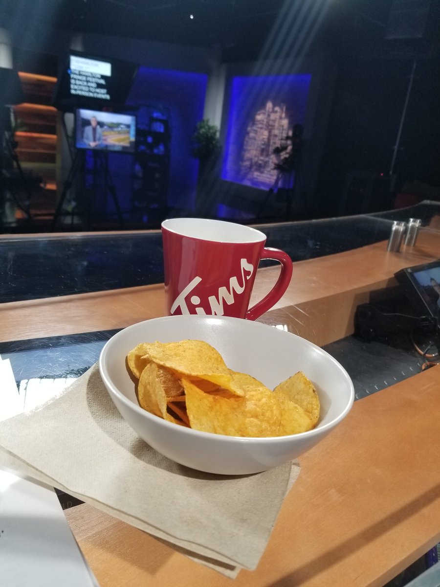 AnnetteHamm's tweet photo. I'm calling this breakfast. #ChipDay @morninglive https://t.co/Mf0jLjKAVE