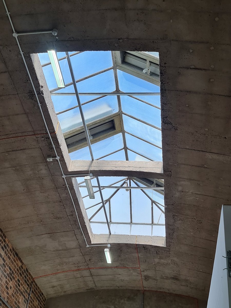 markedmondsart's tweet photo. The skylight at my new studio 
#acava #spodeworks #studio #artist https://t.co/6nAaV7kVbv