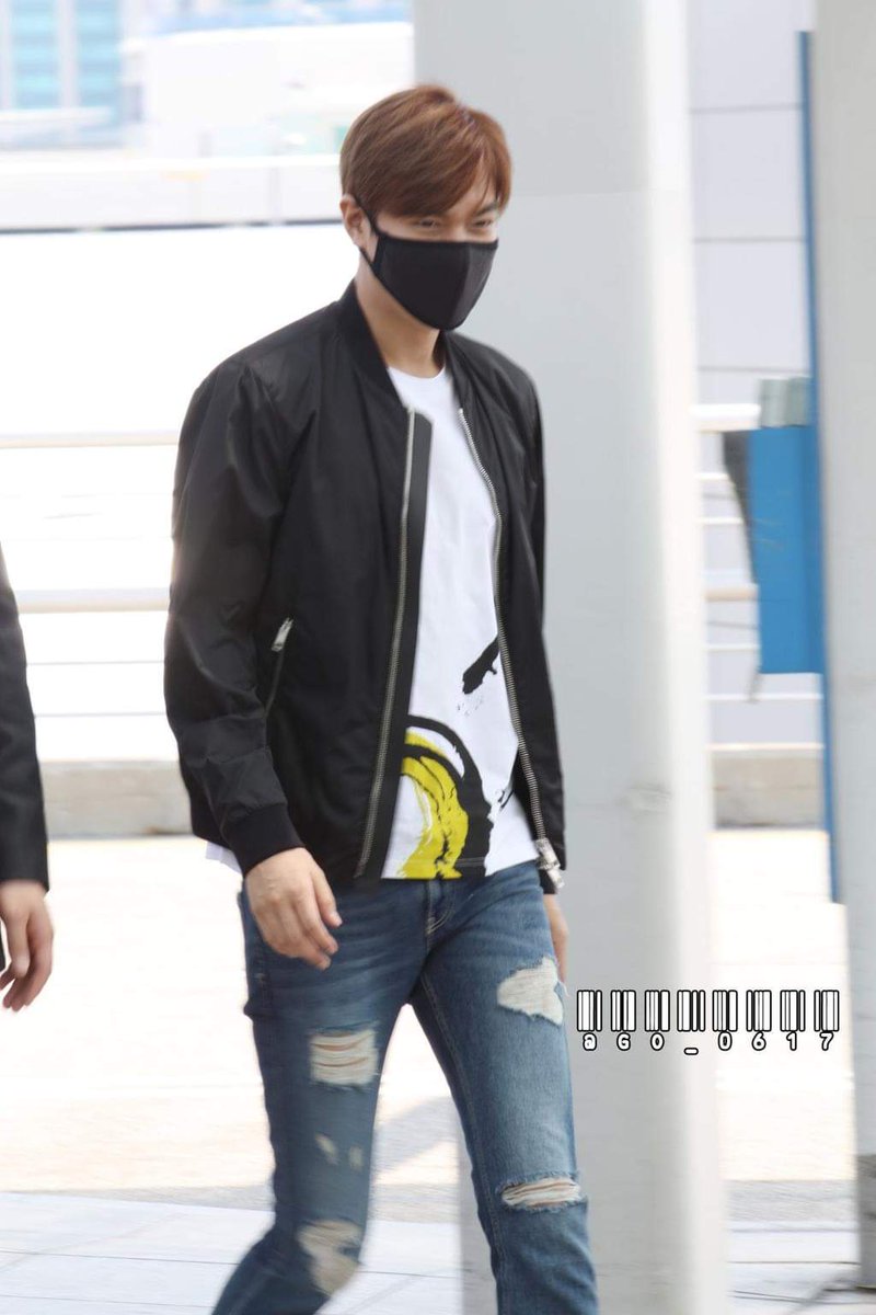 gamzeliminom's tweet photo. His casual outfit 👌💯

#LeeMinHo https://t.co/3WuJbaiytf