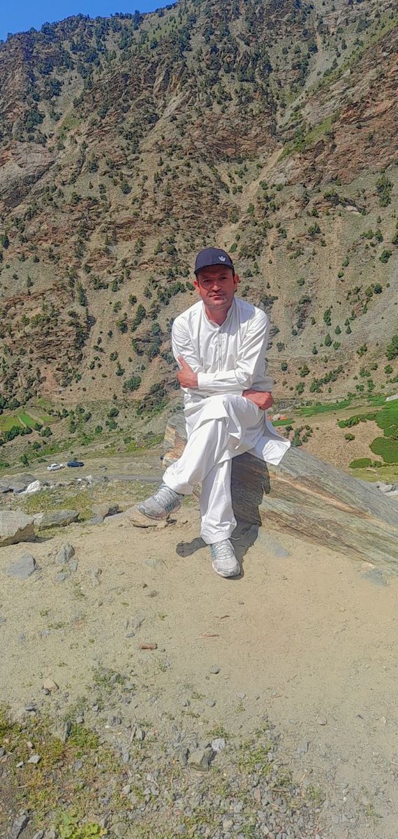 ourang_zeb's tweet photo. Sometimes you need to explore the nature for mental health. #babuser #GilgitBaltistan @Pakistan https://t.co/jzOjhTuYfb
