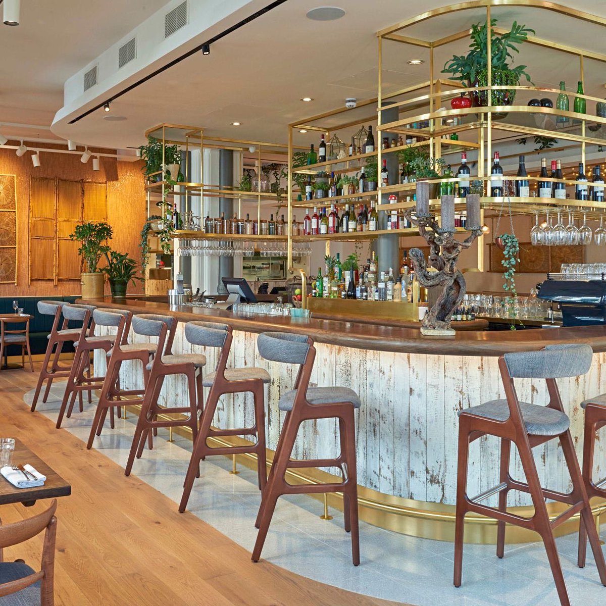 Life0faTree's tweet image. 🚨New Stockist Alert🚨We are now stocked in the amazing @farmacyuk restaurant on Westbourne grove!
-
Come and try the best kombucha in the world so says the people!
-
#moringa #kombucha #probiotics #lowcarbs #caffeinefree #guthealth #liverdetox #greattaste #westlondonmums