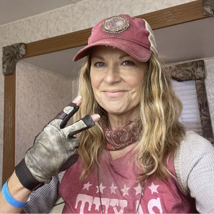 happy birthday to @THEMOCOLLINS !!! I hope you have a great day today !! 🥰🎉❣️

#feartwd