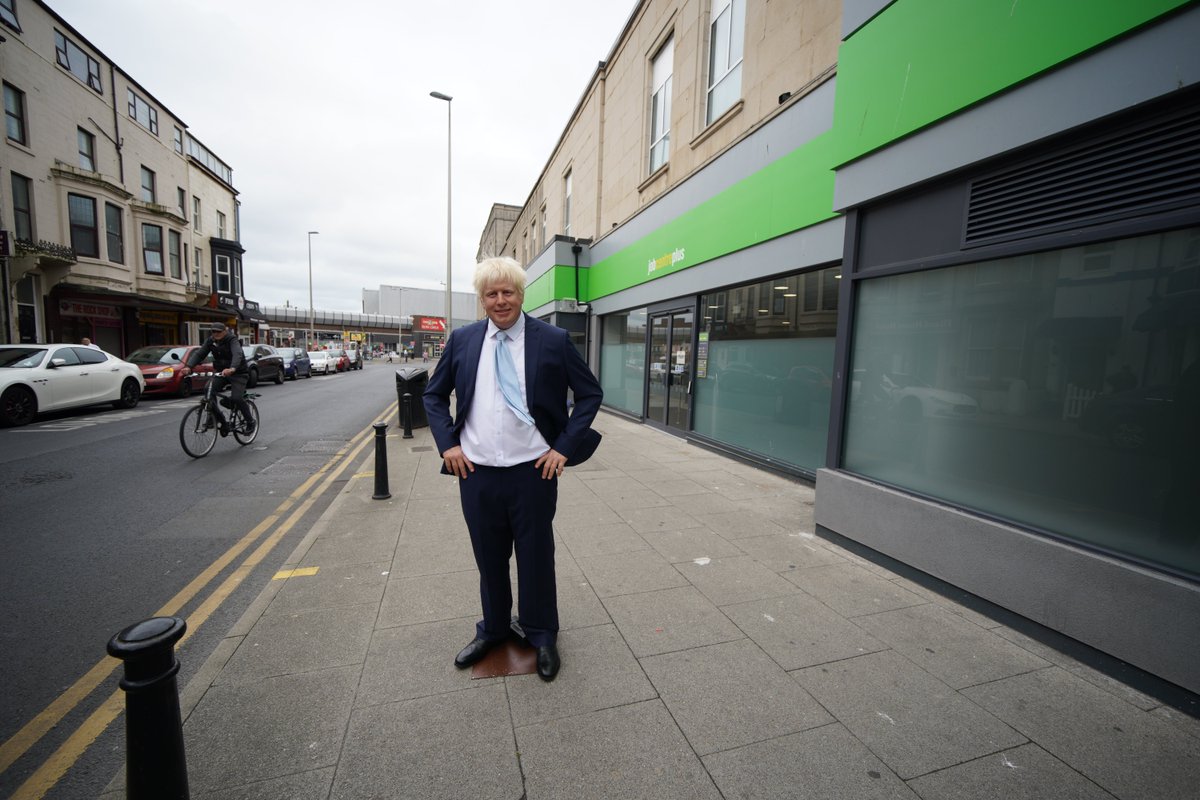 Boris Johnson's Madame Tussauds waxwork has been put outside Blackpool's Job Centre.

Latest 👉 bit.ly/3Ren8JX